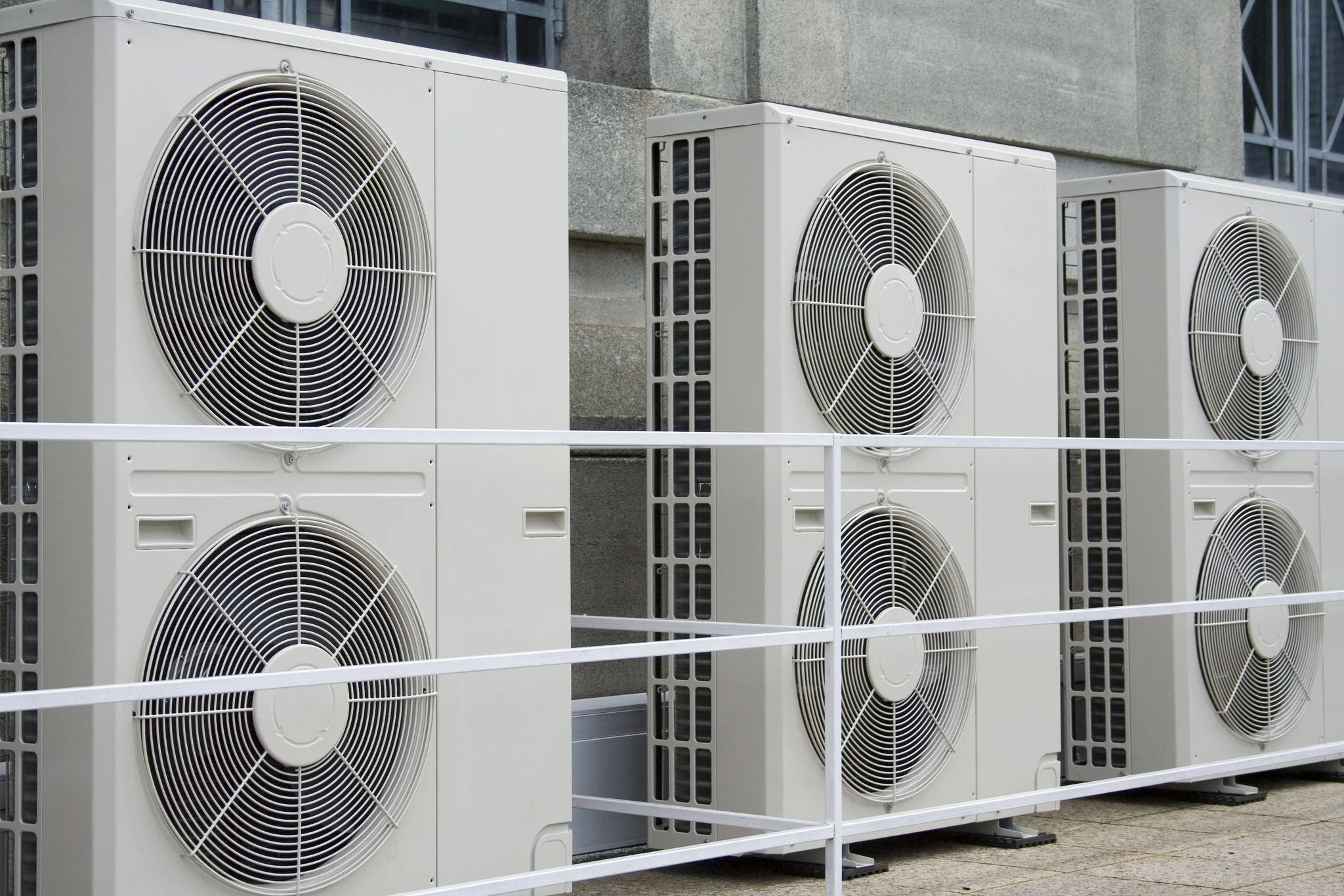 Air conditioning service by Advanced Electric and Air Conditioning